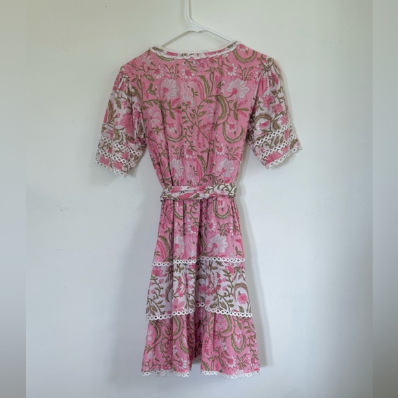 Darlington Isle Floral Lace Ashton Pink Tiered Summer Mini Dress Size Medium - Picture 3 of 10